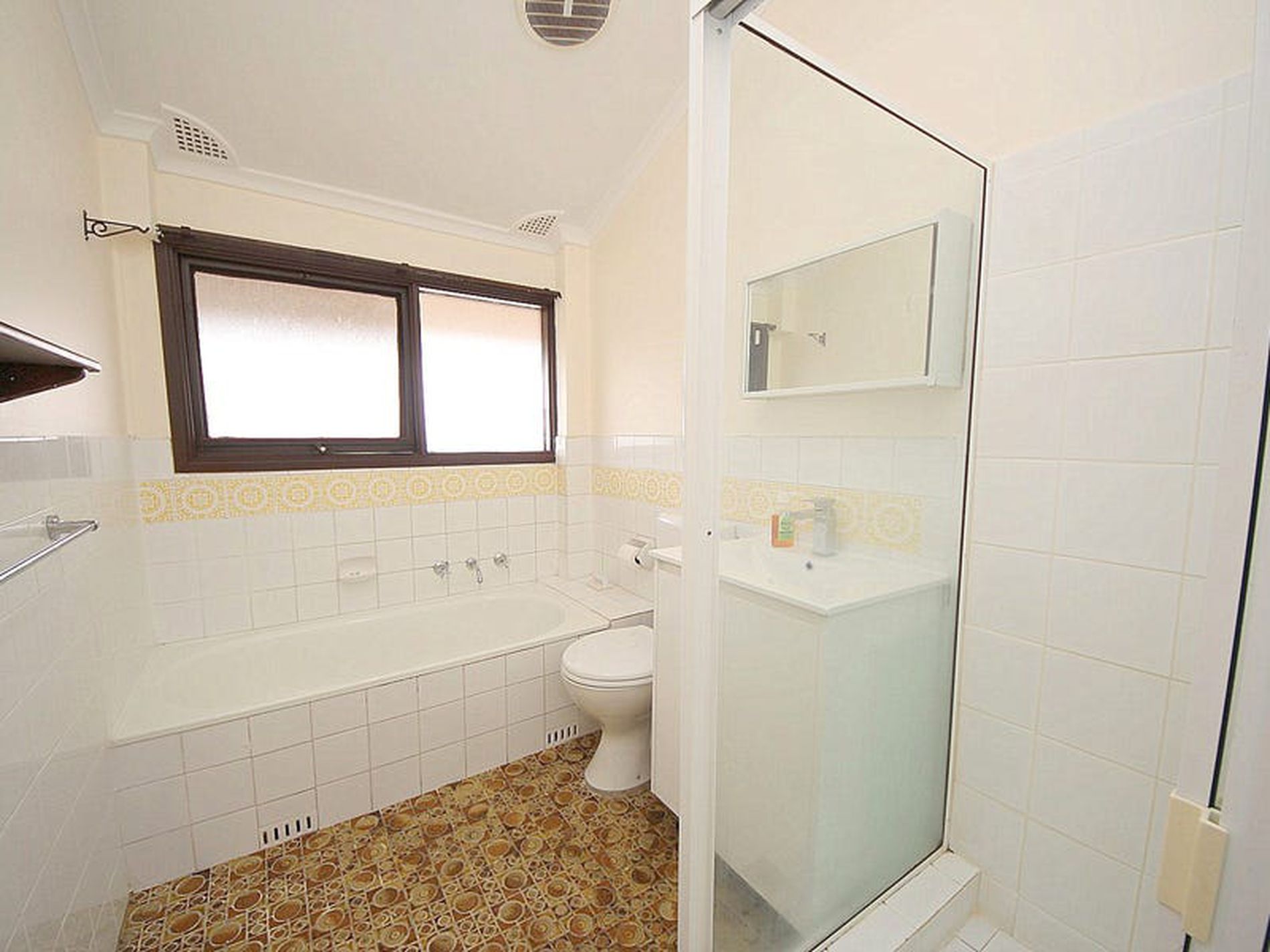 10 / 323 Stacey Street, Bankstown