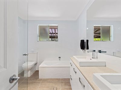 21 Carriage Crescent, Beerburrum