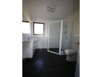 5 / 19 Moore Court, Wynyard