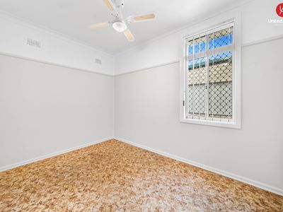 14 Lambert Place, Mount Pritchard