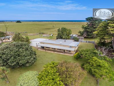 8367 Princes Highway, Allestree