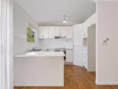 18 Satinay Street, Keperra
