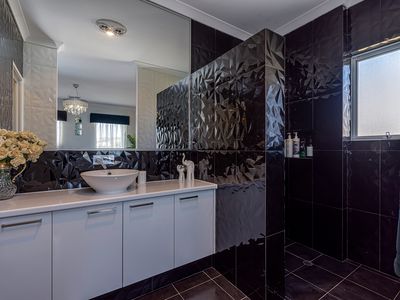 8 Harlequin Way, Yanchep