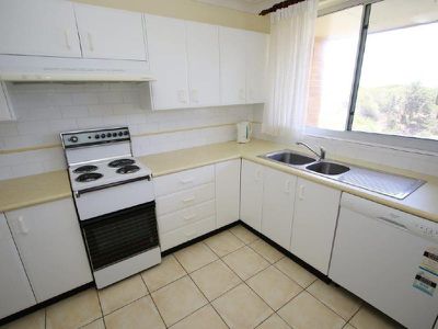 15 / 21 Beach Road, Hawks Nest
