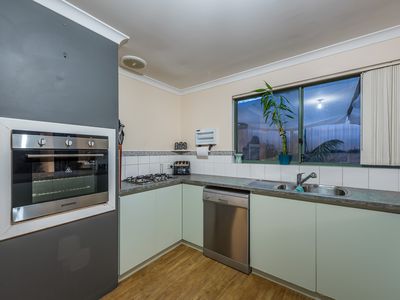 130 Lagoon Drive, Yanchep