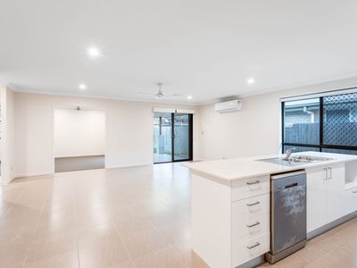 81 Crest Street, Narangba