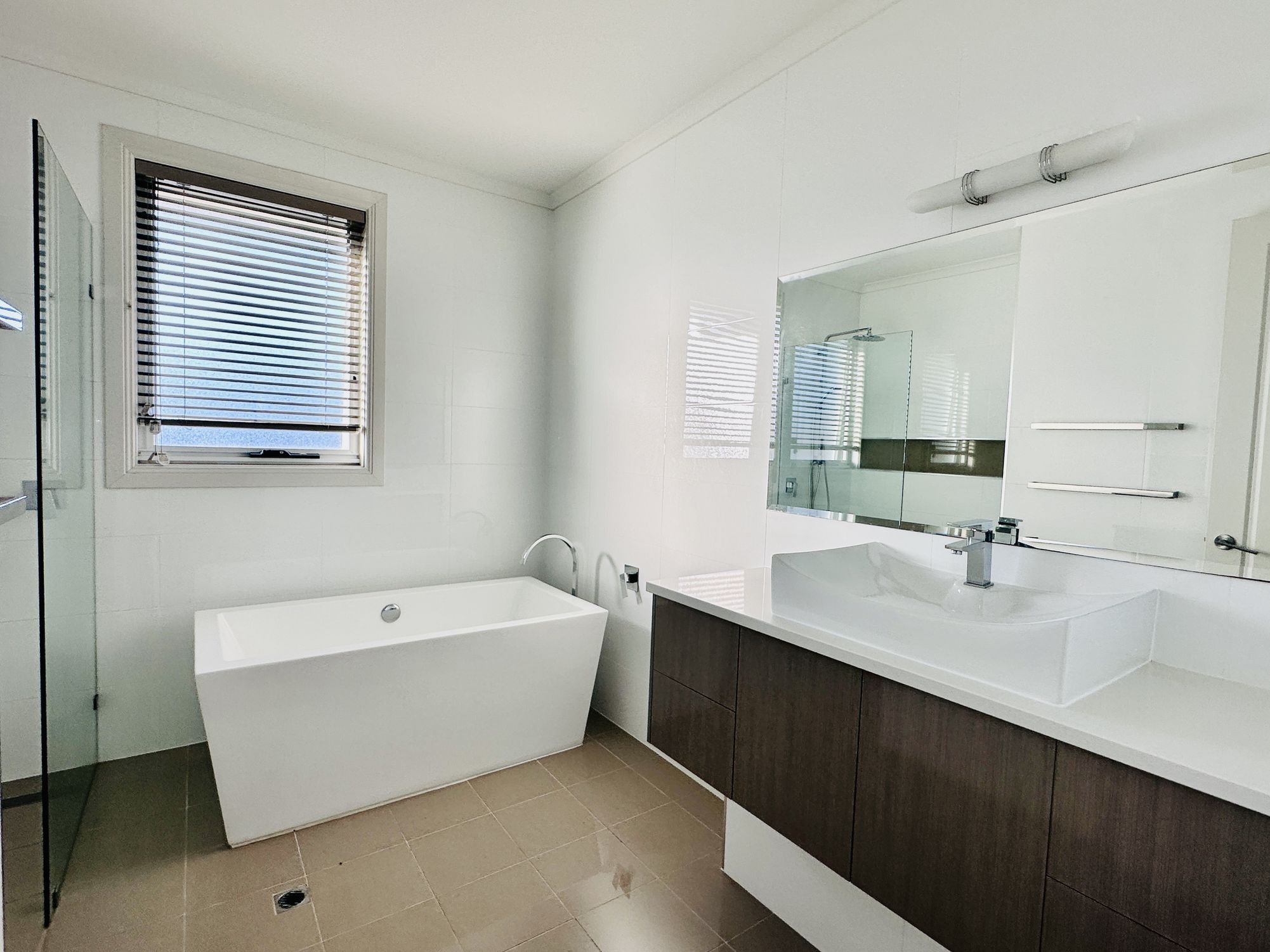 2A Randolph Avenue, Parkside
