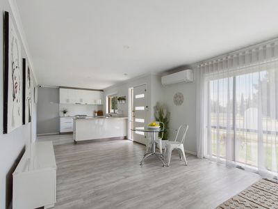 1 / 117 Pearson Street, Sale