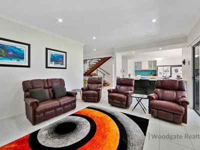 56 Esplanade, Woodgate