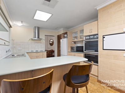 19 Glenwood Way, Balcatta