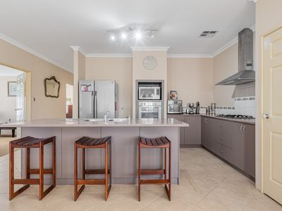 22 Rhapsody Close, Shoalwater