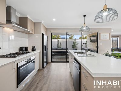 62 Merlot Way, Pearsall