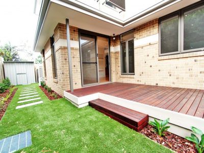2 / 22 Sumersett Avenue, Oakleigh South