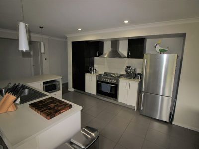 14 Headland Drive, Leopold