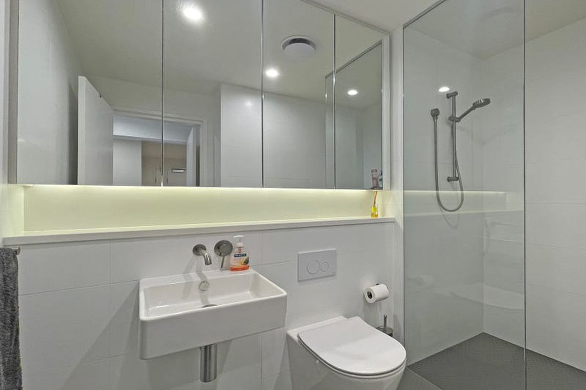 317 / 3 McKinnon Avenue, Five Dock