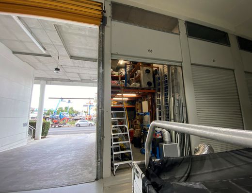 Storage Unit With Mezzanine
