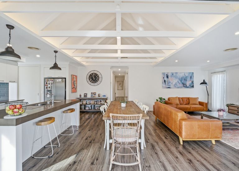 18 Atlantis Avenue, Portland