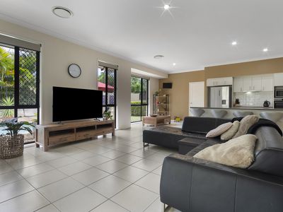 163 Bayley Road, Pine Mountain