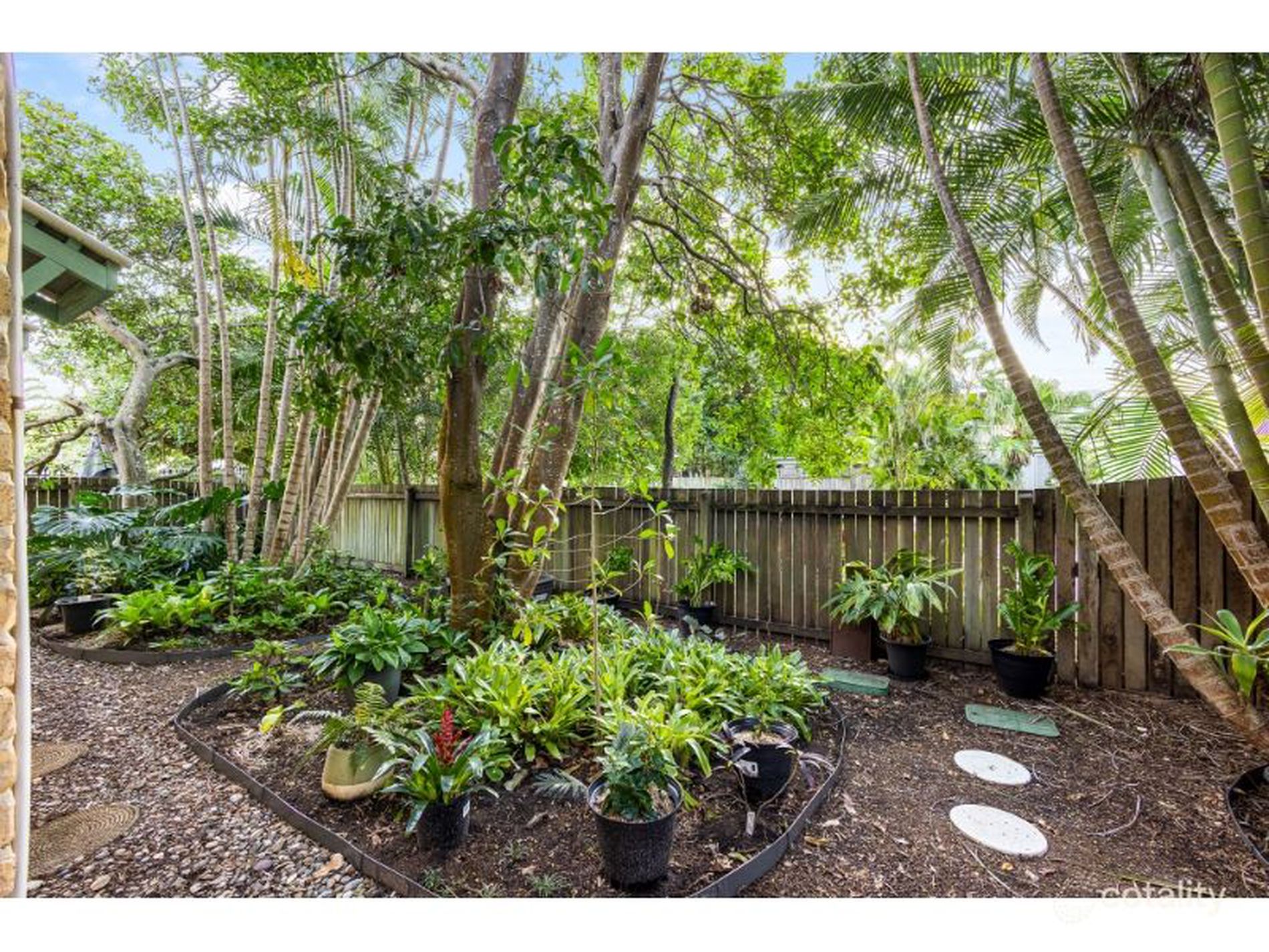 1 / 30-32 Ramilles Street, Mount Coolum