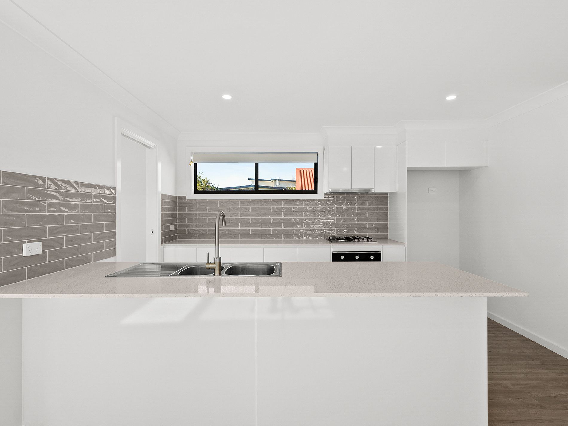 5 / 4 Addison Avenue, Lake Illawarra