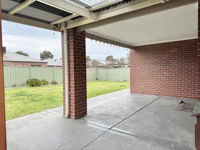 49 Avonwood Avenue, Wyndham Vale