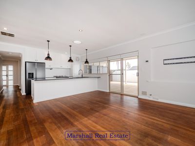 175 Kinross Drive, Kinross