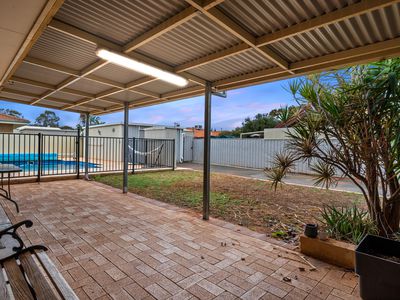 2 Montgomery Lane, Hannans