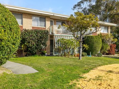 3 / 4 Villiers Street, Yokine
