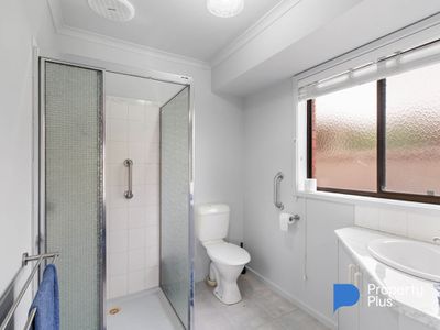 Rooms 1 - 7/11  Magazine Boulevard, Golden Square