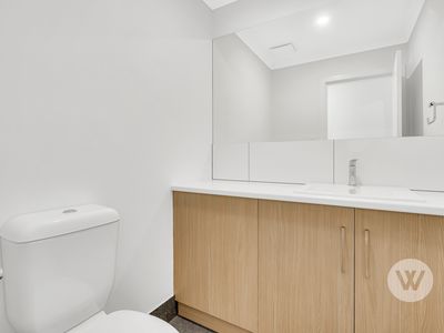 8B Palumbo Avenue, Newton