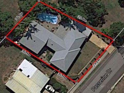 27 Passerine Drive, Rochedale South