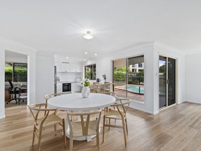 11 Sweetapple Pl, Manly West