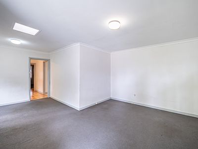 24 Grasmere Way, Kelmscott