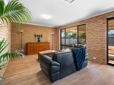 15 Robertson Street, West Lamington