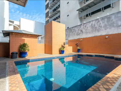 31 / 24 Harry Chan Avenue, Darwin City