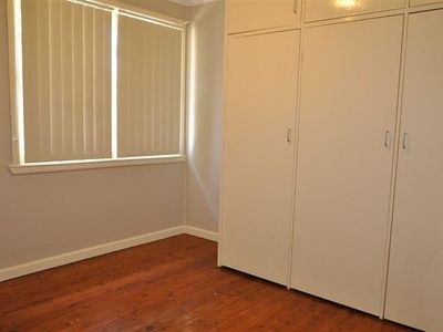 10 Bathurst  Street, Forbes
