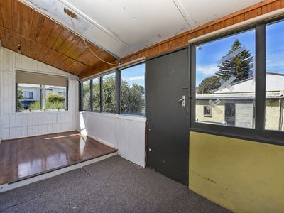 1 Montgomery Avenune, Mount Gambier
