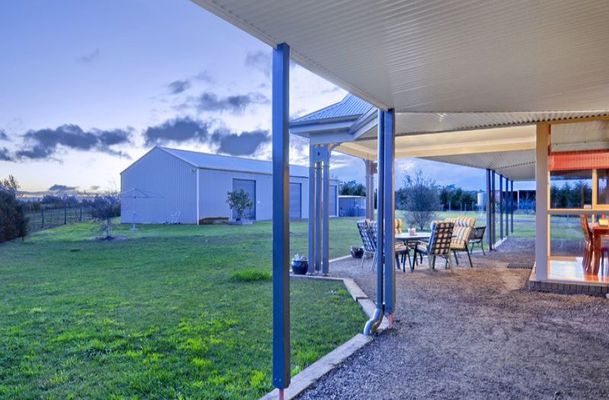 5 The Ridge, Oaklands Junction