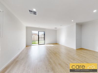 17 Vielo Circuit, Clyde North