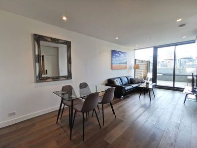 D510 / 15 Doepel Way, Docklands