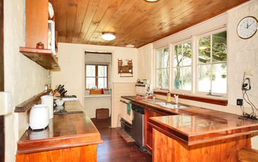 43 Leadbetter Road, Beaconsfield Upper