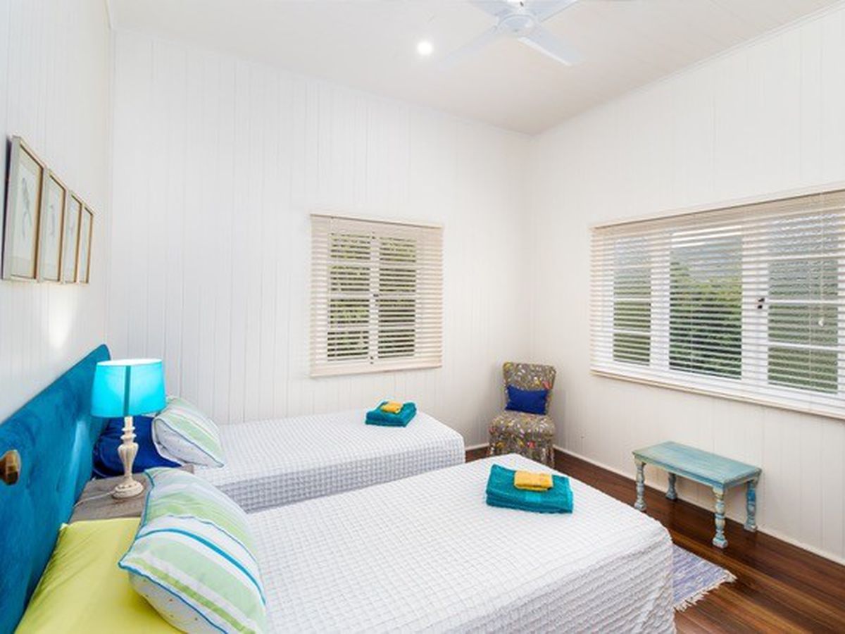 34 HERBERTON ROAD, Atherton