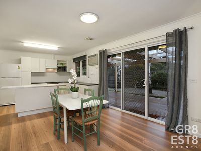 2 Francis Court, Narre Warren