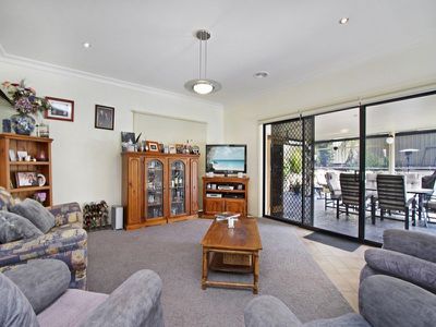5 Fraser Court, Kangaroo Flat