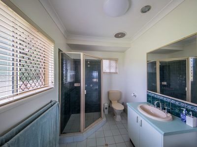 12 Kathy Street, Kingaroy