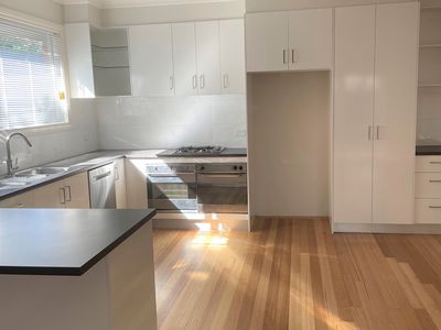 10a Beena Avenue, Carnegie