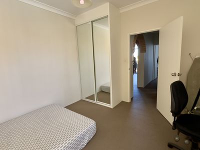 5 / 10 Empress Street, Hurstville