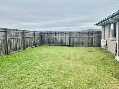 5 Langland Circuit, Walloon