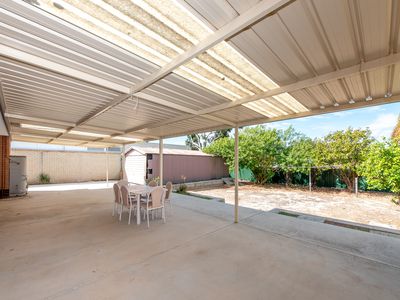 14 Buntine Way, Girrawheen