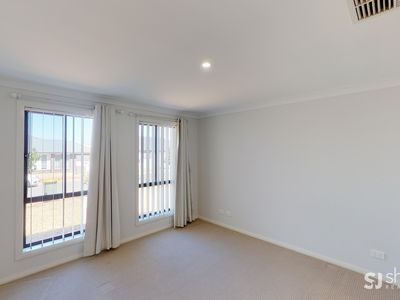 13 Mortlock Avenue, Dubbo